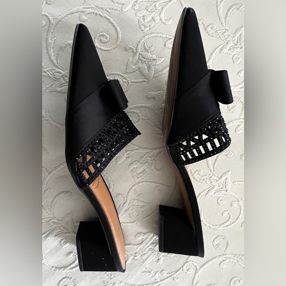 Sleek, Elegant Black Women's Slip On Mules, Low Heels with Bow & Embellishments - Picture 3 of 4